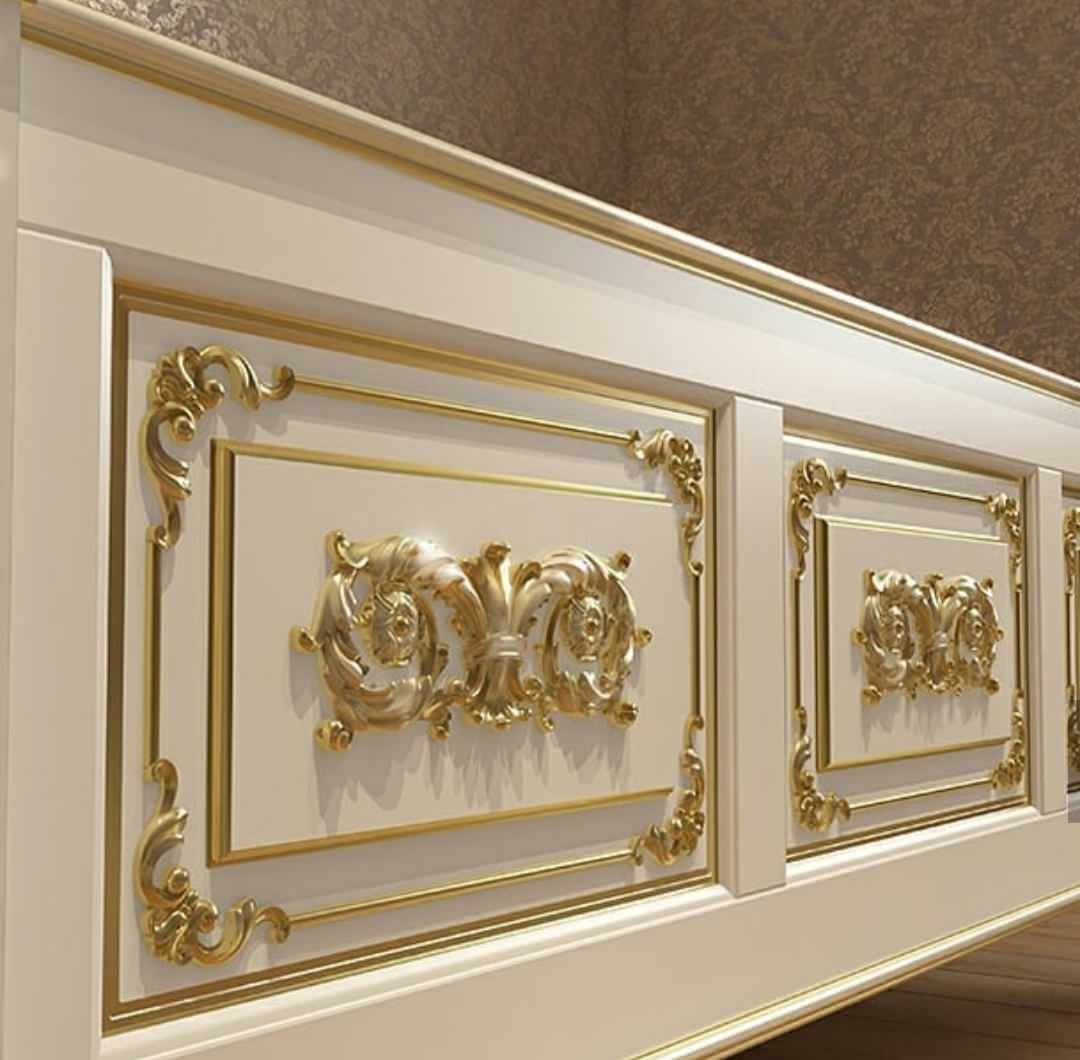 Оформление кровати в спальне.