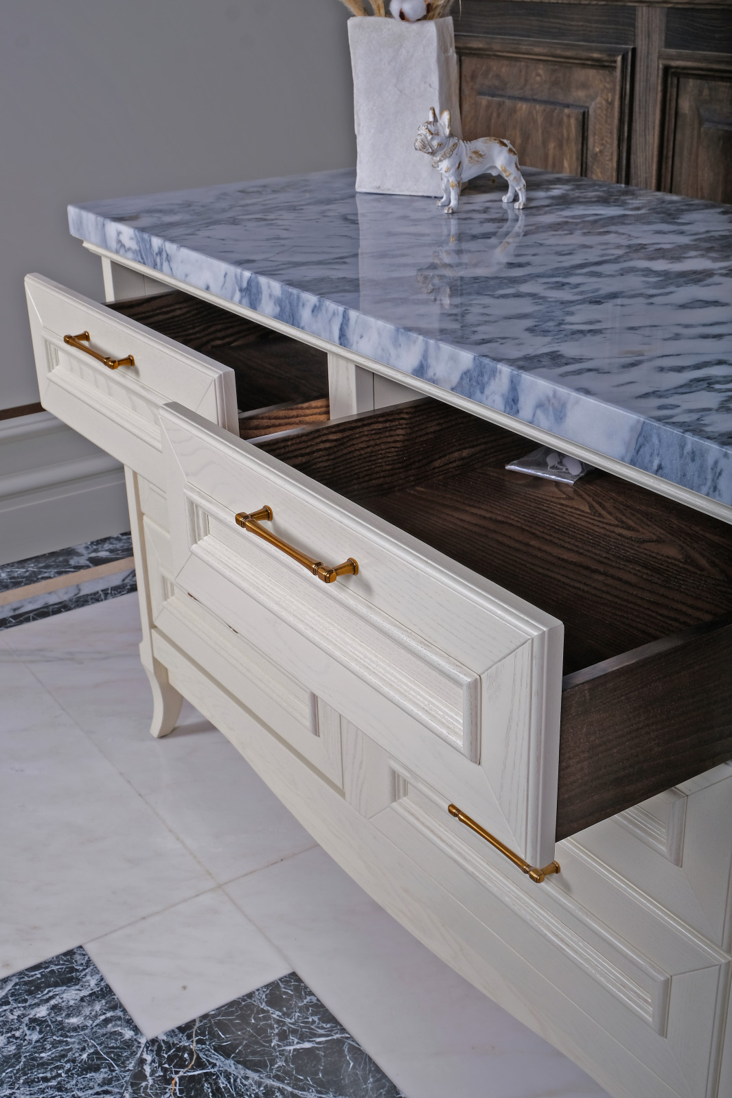 Коллекция мебели Madlen