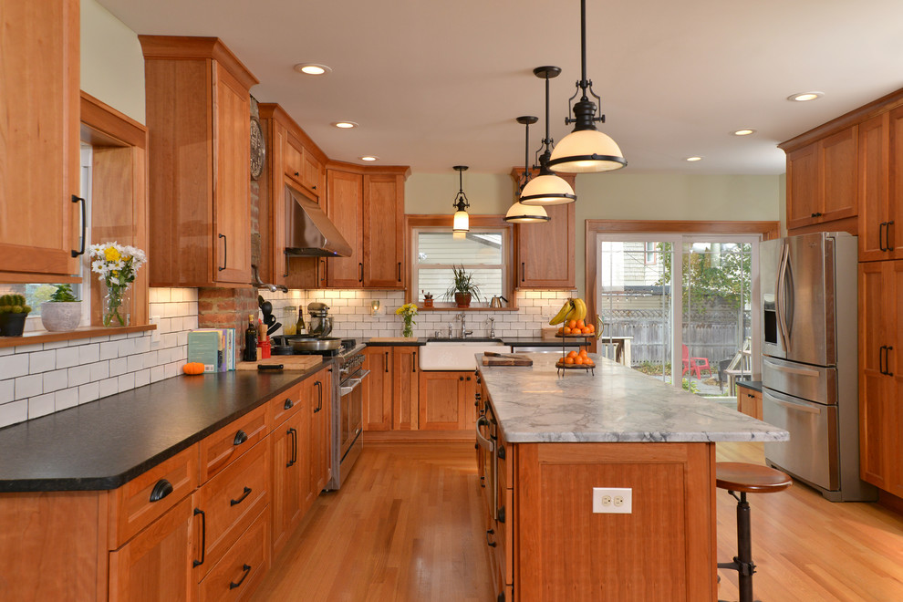 Lakewood Kitchen - Traditional - Kitchen - Cleveland - by Artistic ...