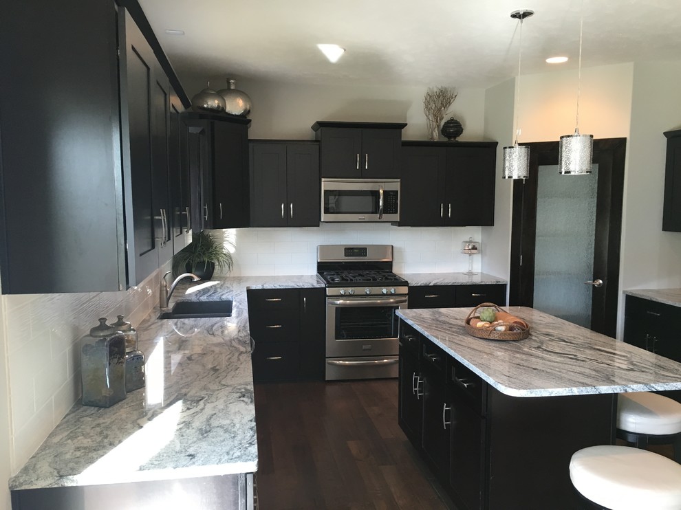 Dark Espresso Shaker Kitchen w/ Soft Close by Everyday