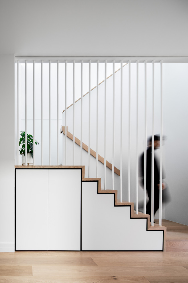 Idée de décoration pour un escalier nordique.