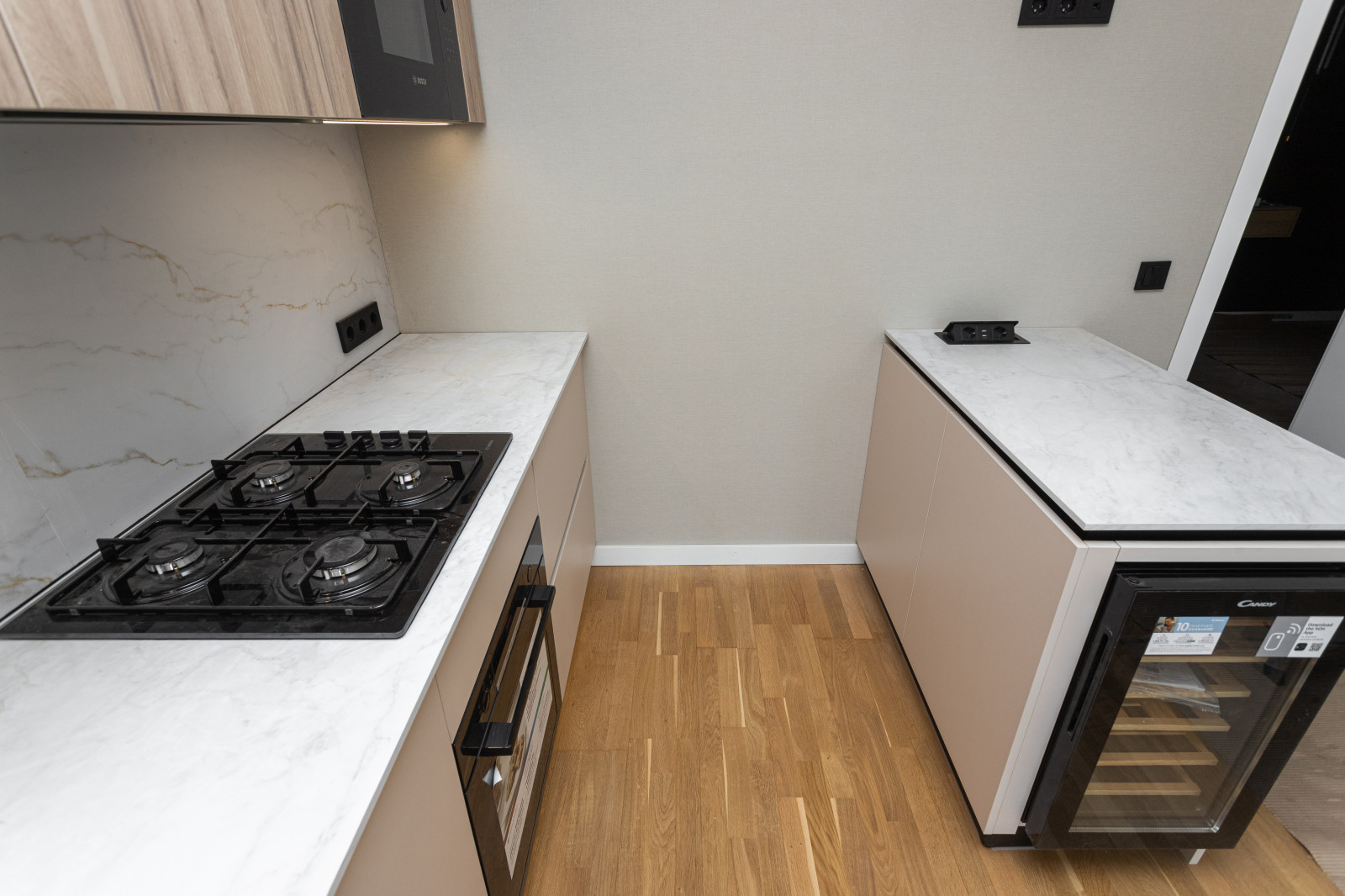 Современная кухня на ул. Озерной