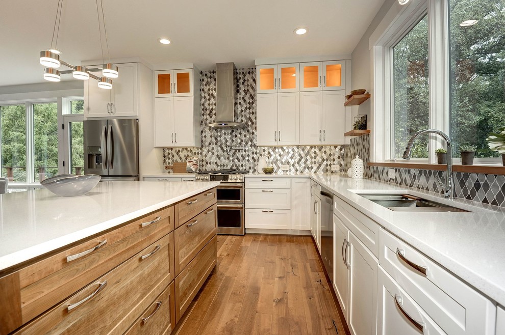 Transitional kitchen photo in DC Metro