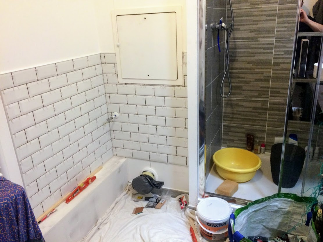 WC: Embellissement d'un coin toilettes totalement dénué de charmes