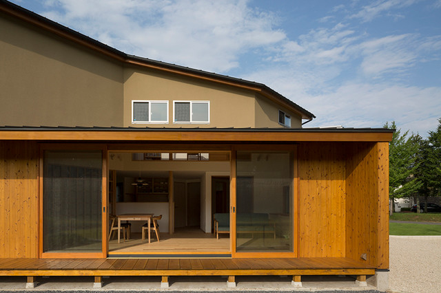 野高谷町・田園の家 fachada