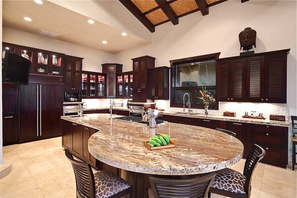 Inspiration for a contemporary kitchen in Hawaii.