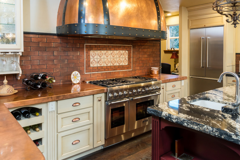 Kitchen - rustic kitchen idea