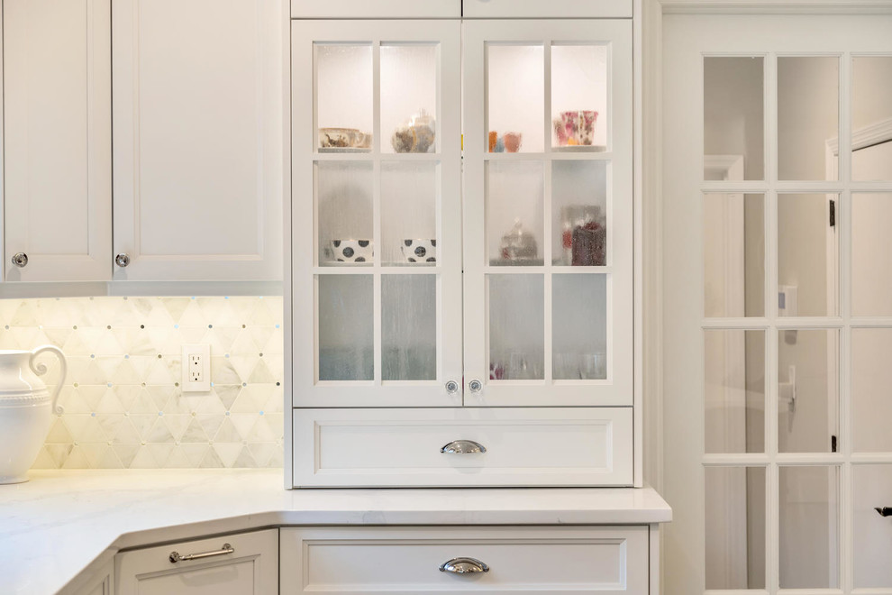 Home design - transitional home design idea