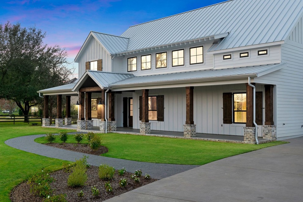 Farmhouse Farmhouse Houston by Fairmont Homes Houzz