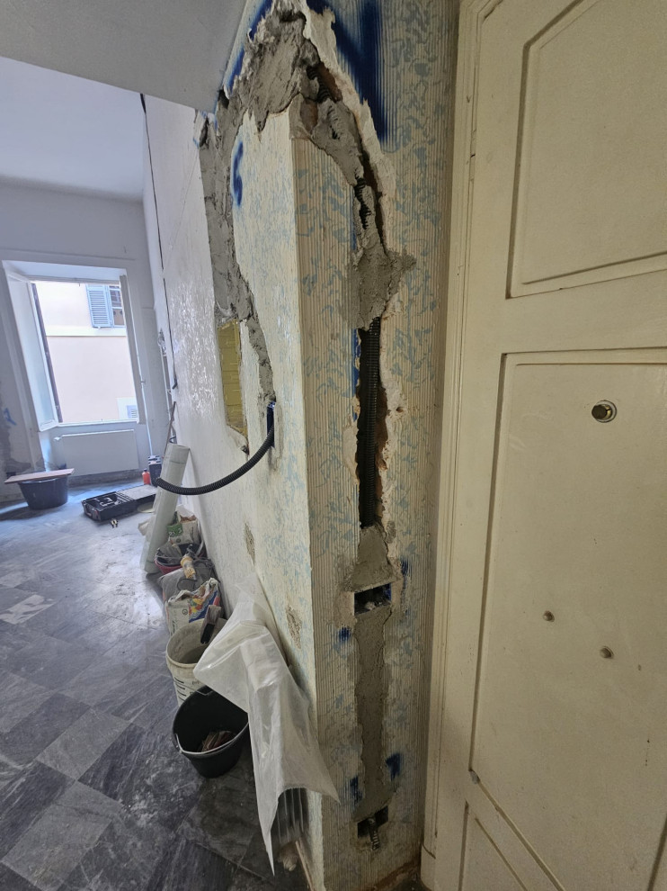 Ristrutturazione monolocale a Monti