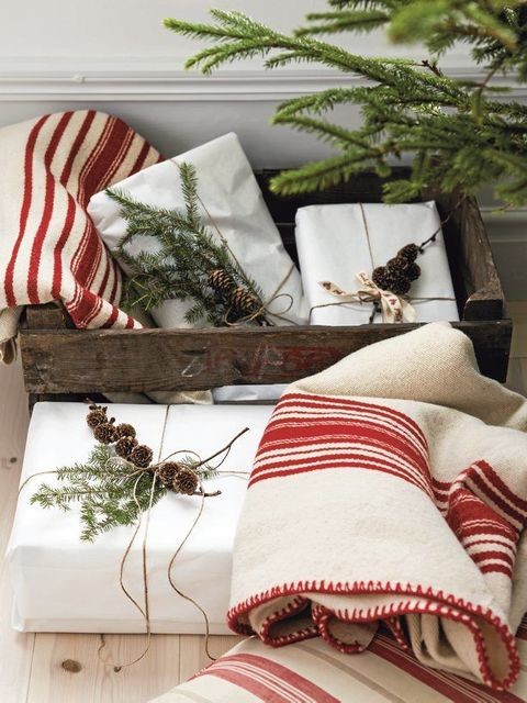 budget Christmas decorating tips