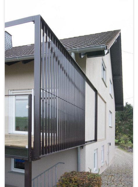 moderner Umbau eines Wohnhauses modern-deck