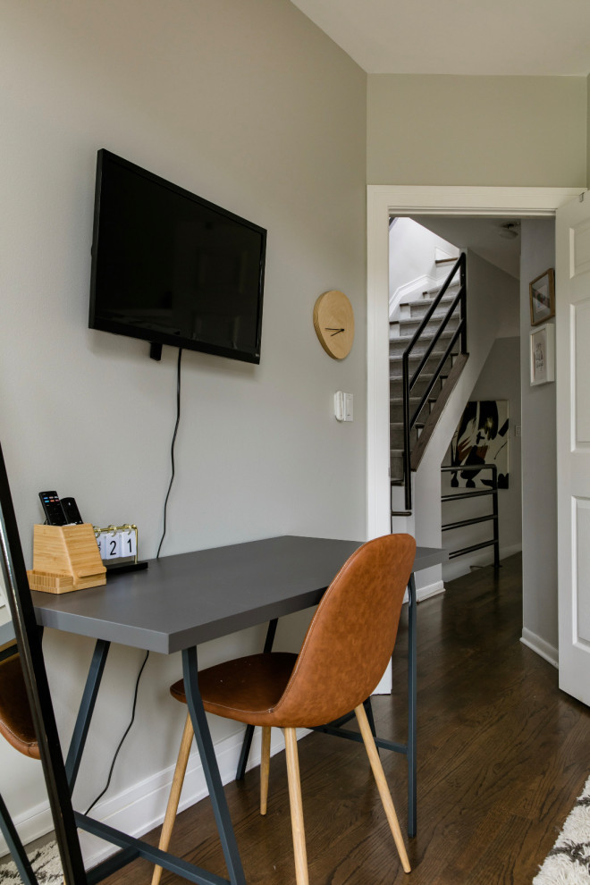 Guest bedroom