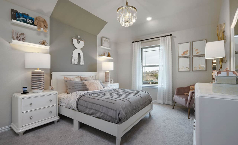 Свежая идея для дизайна: гостевая спальня (комната для гостей) в современном стиле с ковровым покрытием и серым полом - отличное фото интерьера