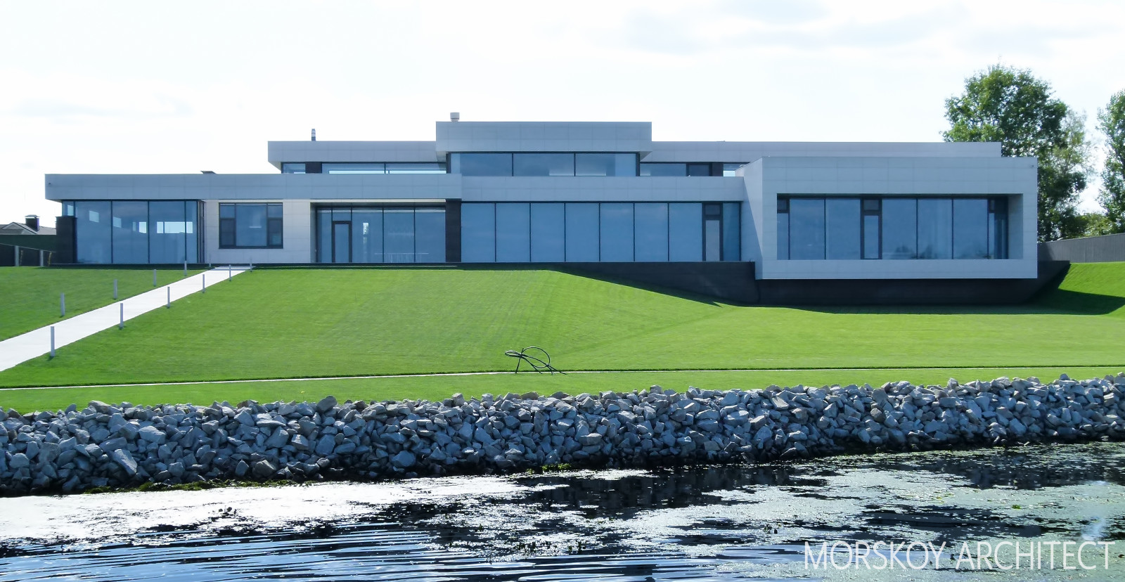 An individual residential house, 780m².