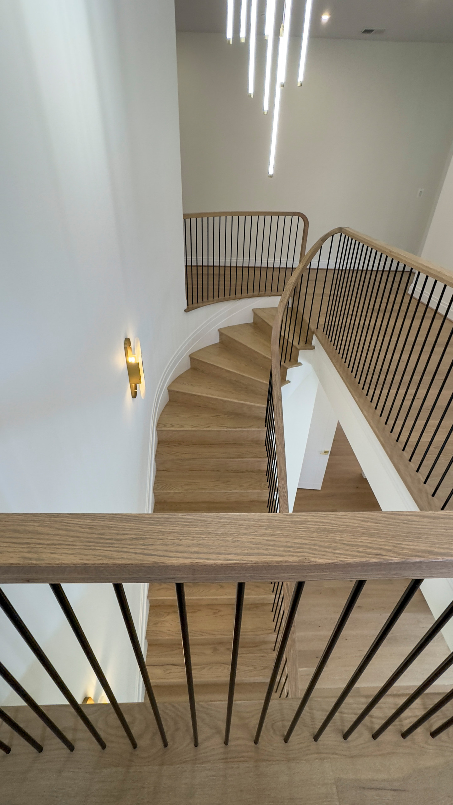 144_Attractive Transitional Staircase in Impressive Modern Home, Vienna VA 22180