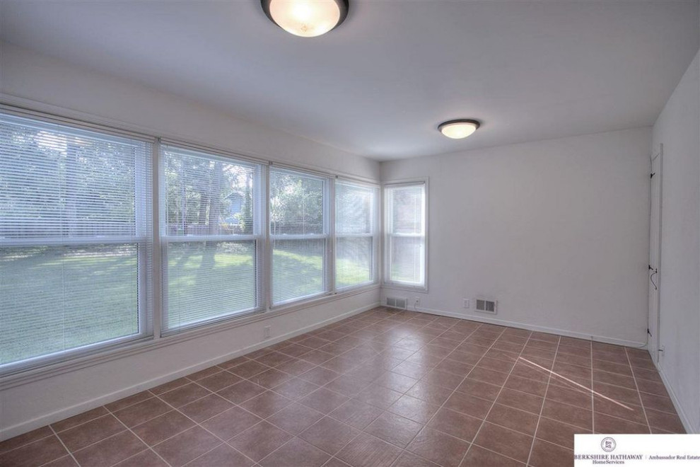 What the hay to do w these WINDOWS?