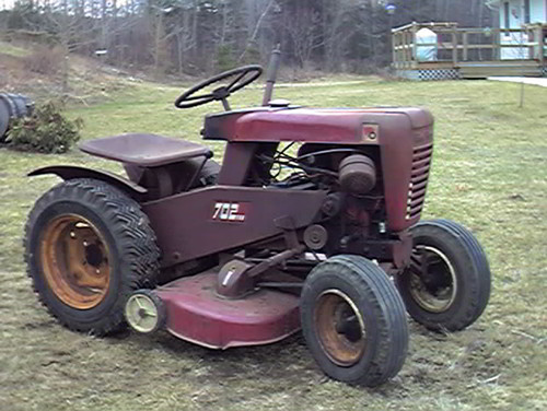 How do you find vintage Wheel Horse tractors?