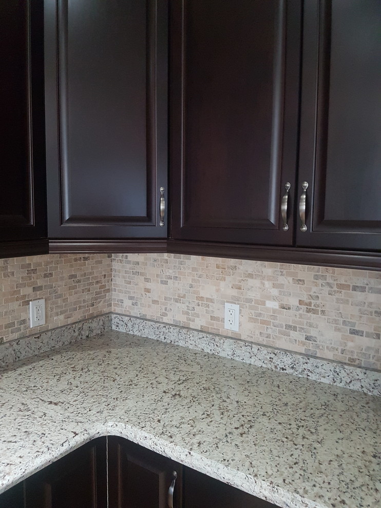 Kitchen backsplash dilemma