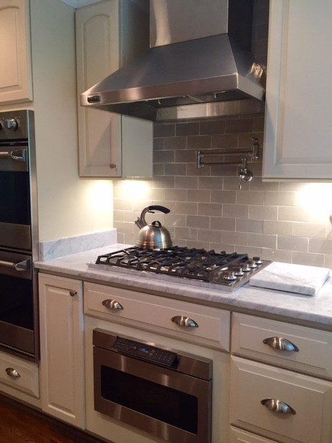This is an example of a transitional kitchen in Birmingham.