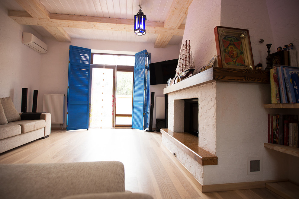 Интерьер загородного дома с греческими мотивами. Реализация