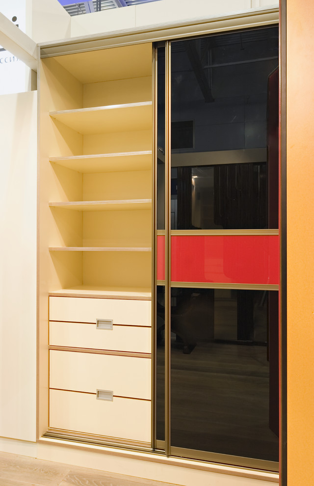 Шкафы, двери и перегородки