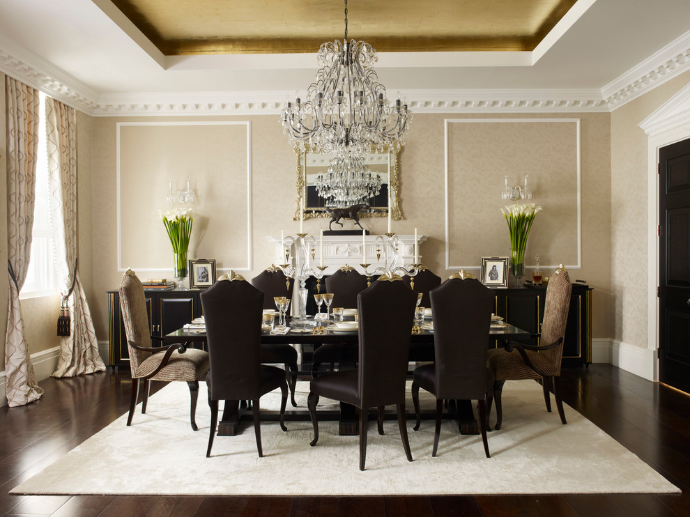 Traditional dining room in London.