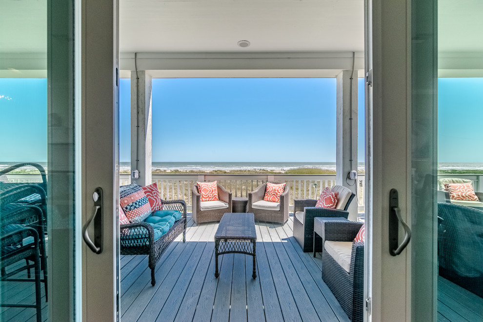 Deck - large coastal deck idea in Houston