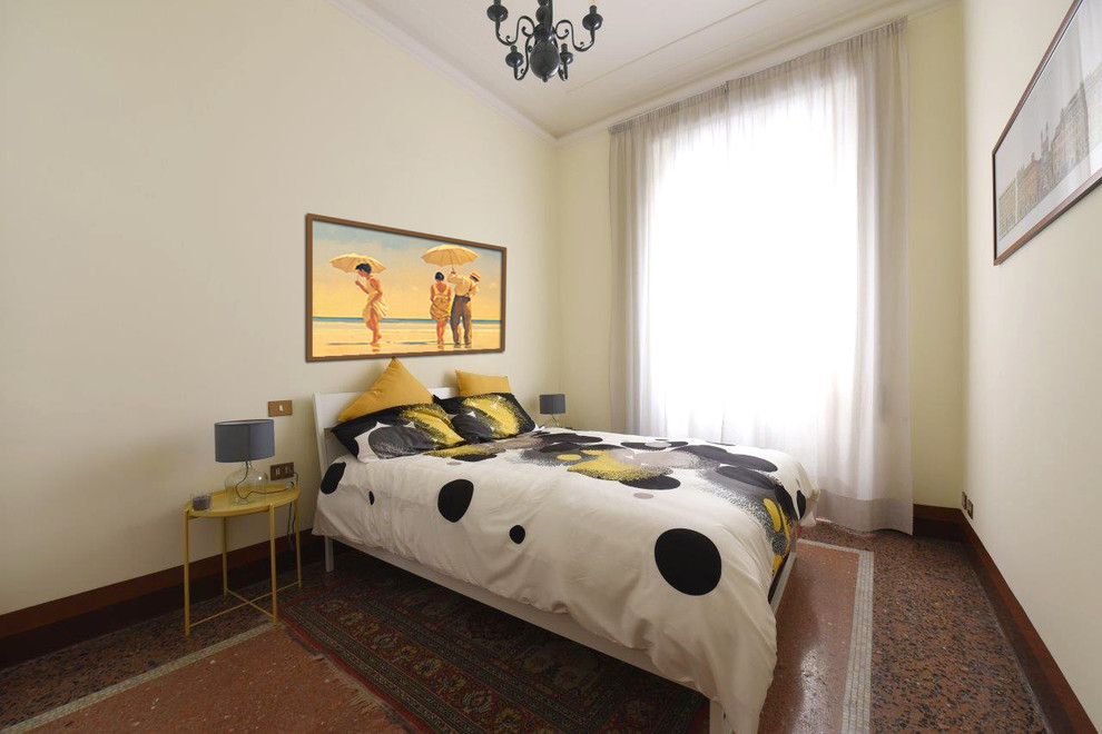 Design ideas for an eclectic bedroom in Rome.