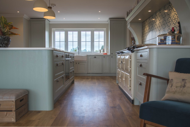 Real Wood Painted Shaker Doors traditional-kitchen