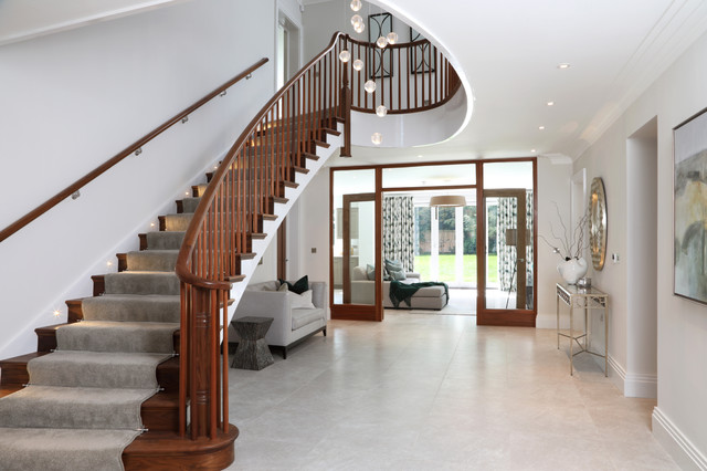 Warenne Vale - Show Home nyklassisk-trappa