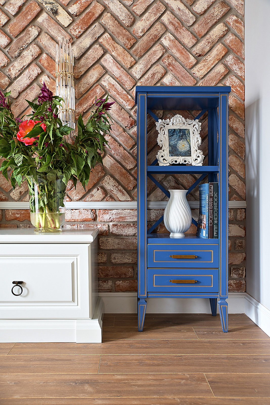 Интерьер с елочкой