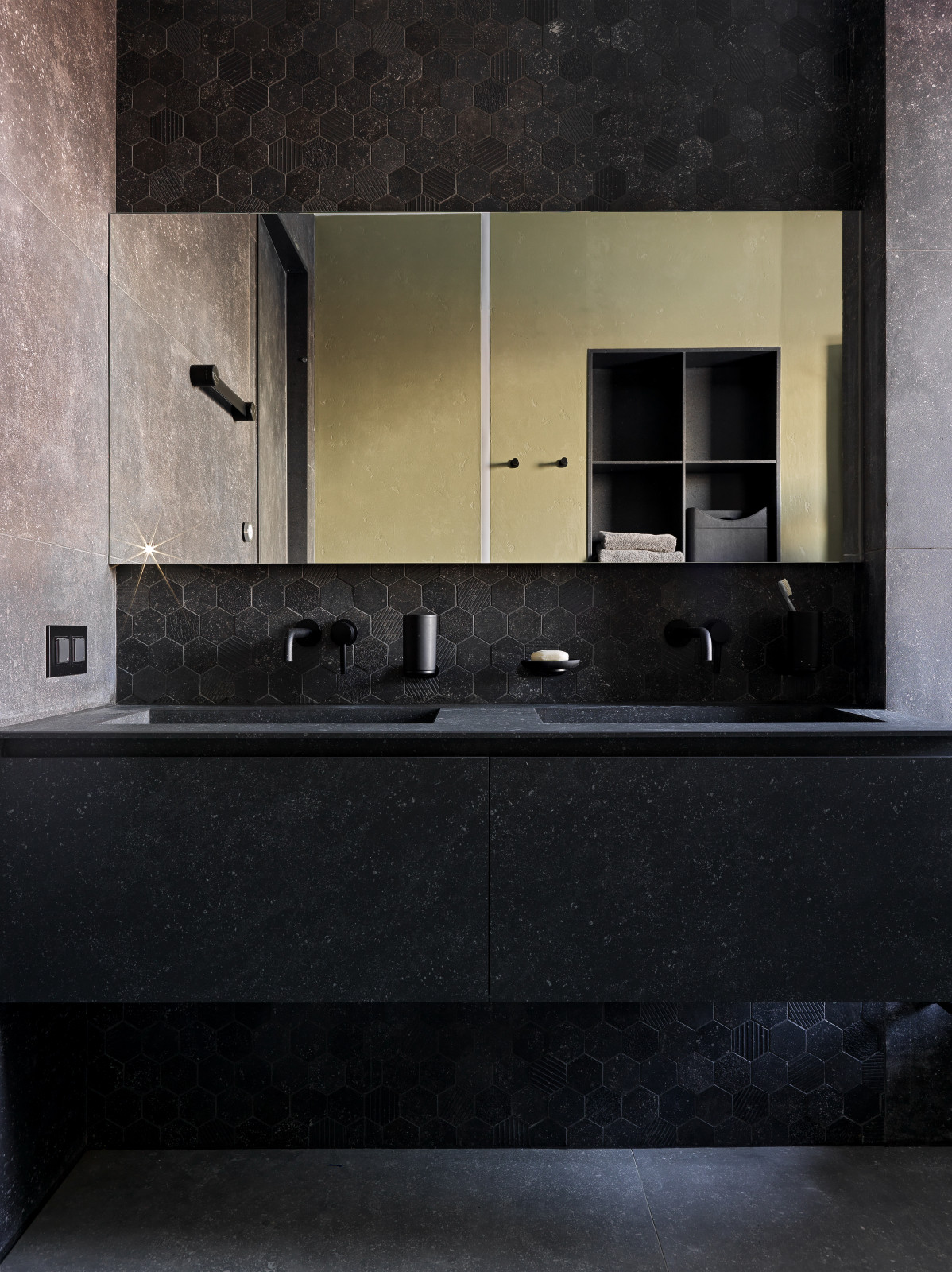 Квартира в историческом центре Петербурга