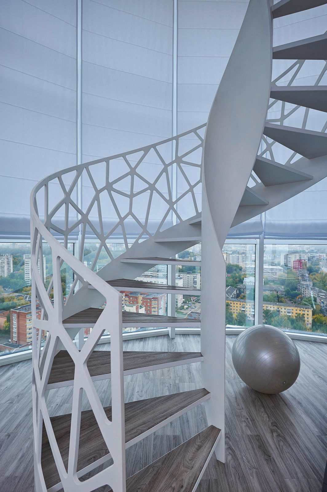 Личный тренажерный зал и СПА. Авторы дизайна Юрий и Ирина Вопшиновы