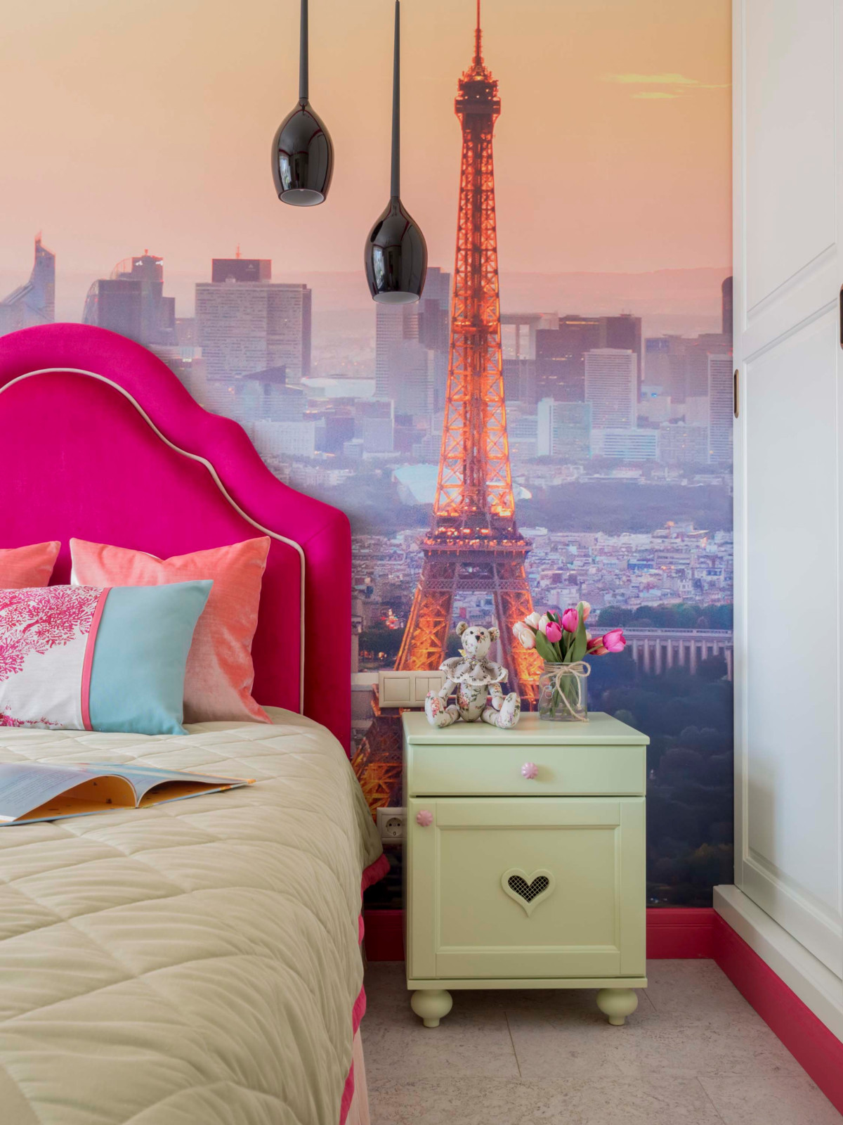 Утро в Париже