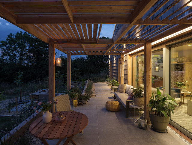 Cedar House lantlig-uteplats