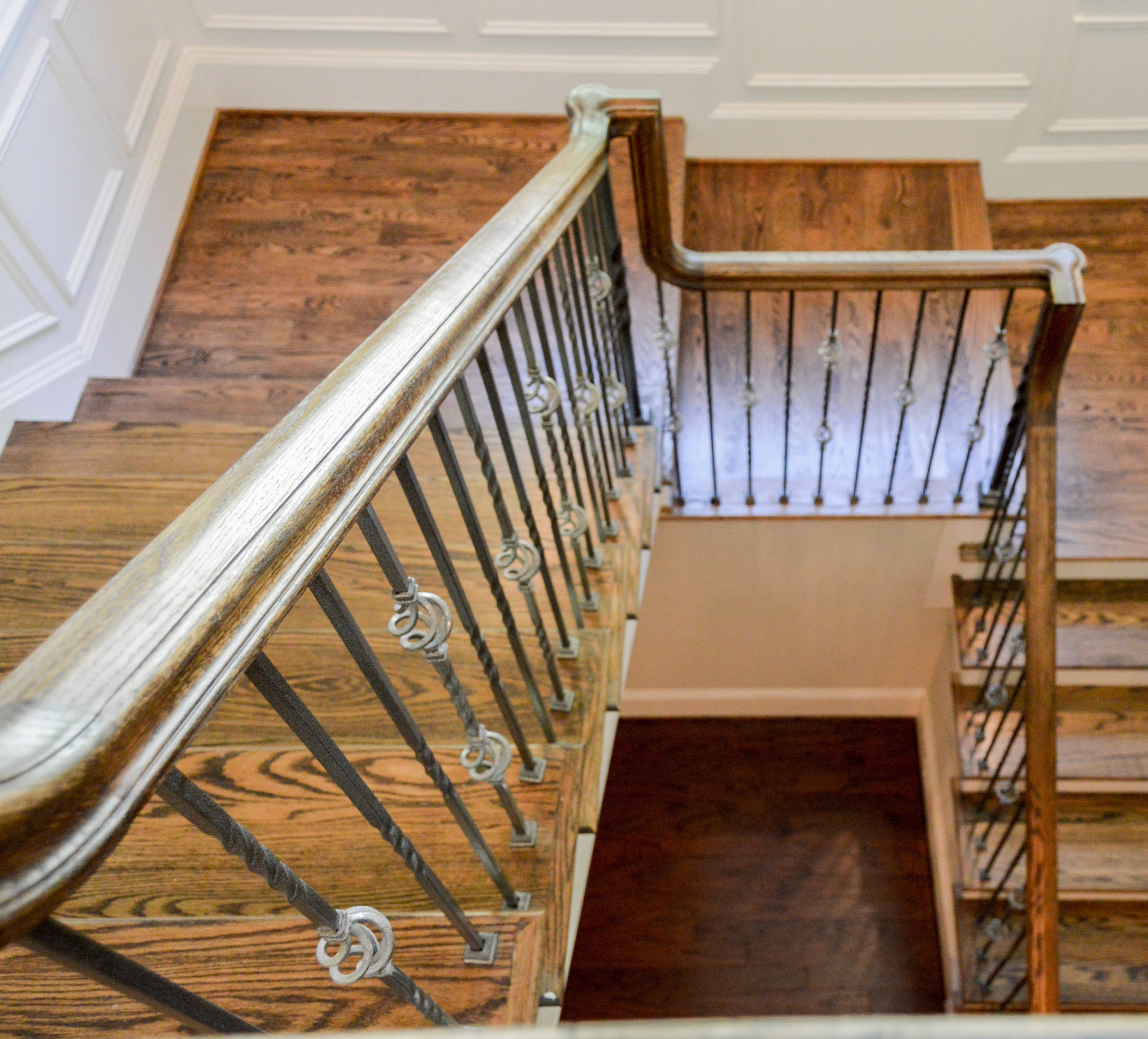 38_European Style Circular Balcony and Multi-level Staircase, Middleburg, VA 201