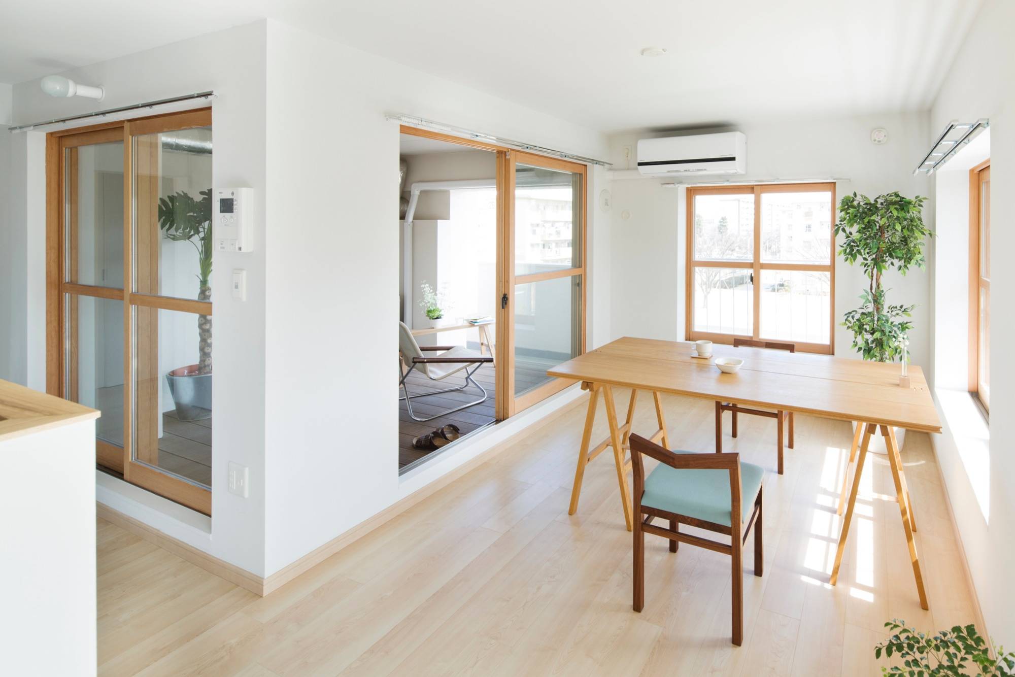 4 Japanese Homes Proudly Speak to Their Surroundings