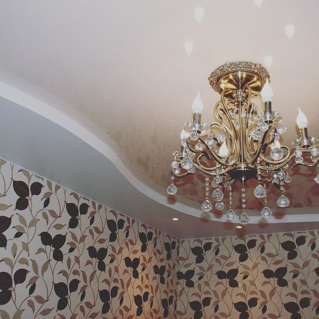 Натяжные потолки