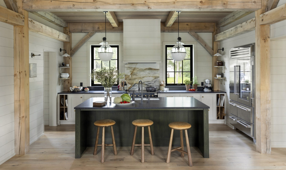 Mountain style kitchen photo in Minneapolis