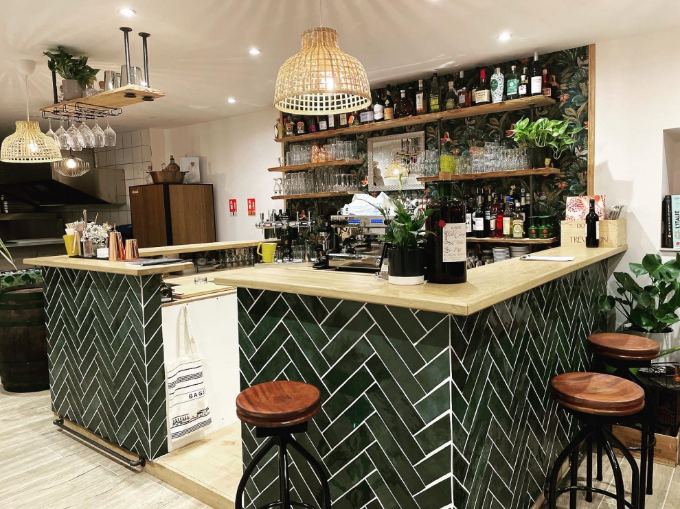 Conception, fabrication et pose d’un bar sûr mesure