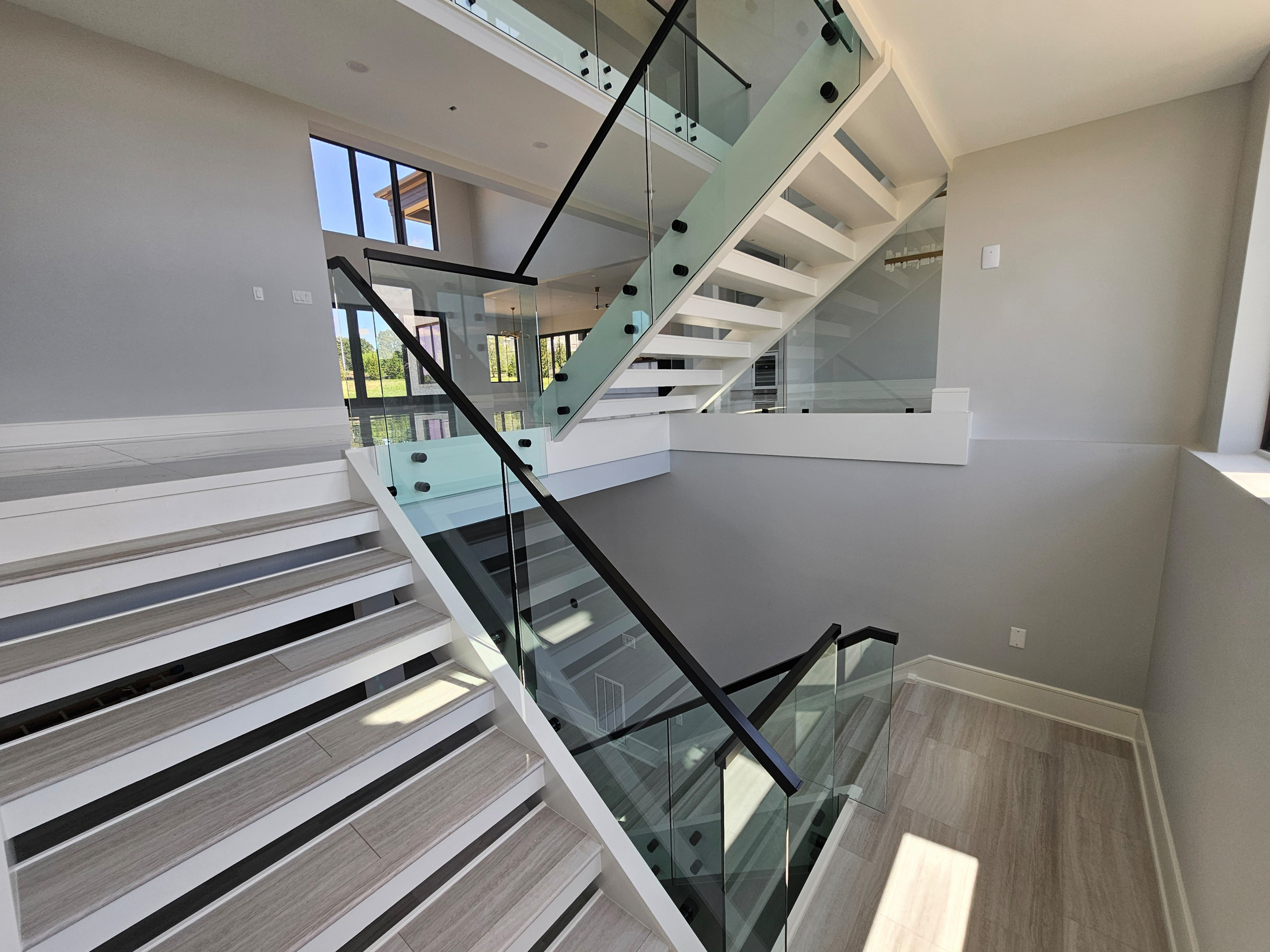 125_Modern Open Rise Stair with Glass Balustrade, Aldie, VA 20105