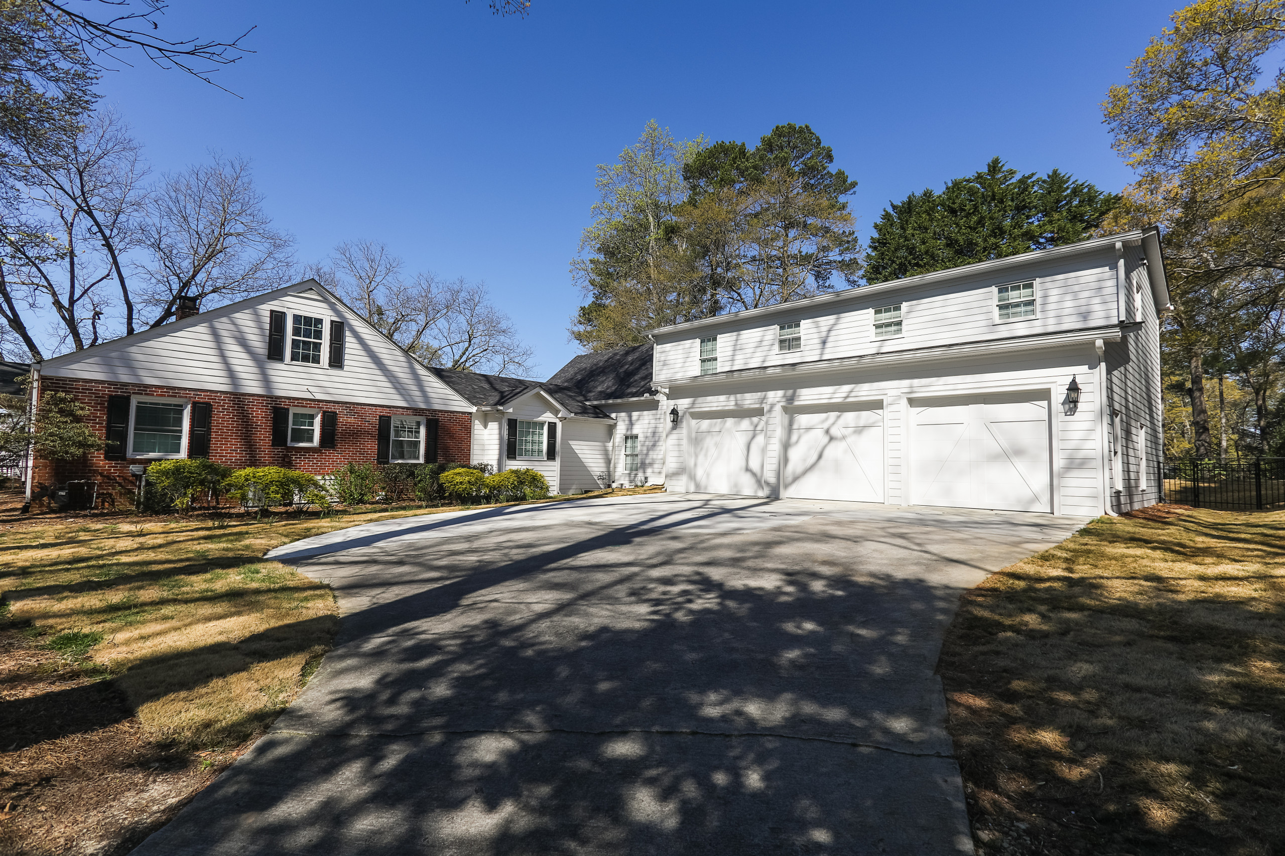 Gainesville-Basement and Garage