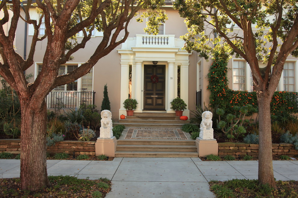 Design ideas for a large traditional entryway in San Francisco.