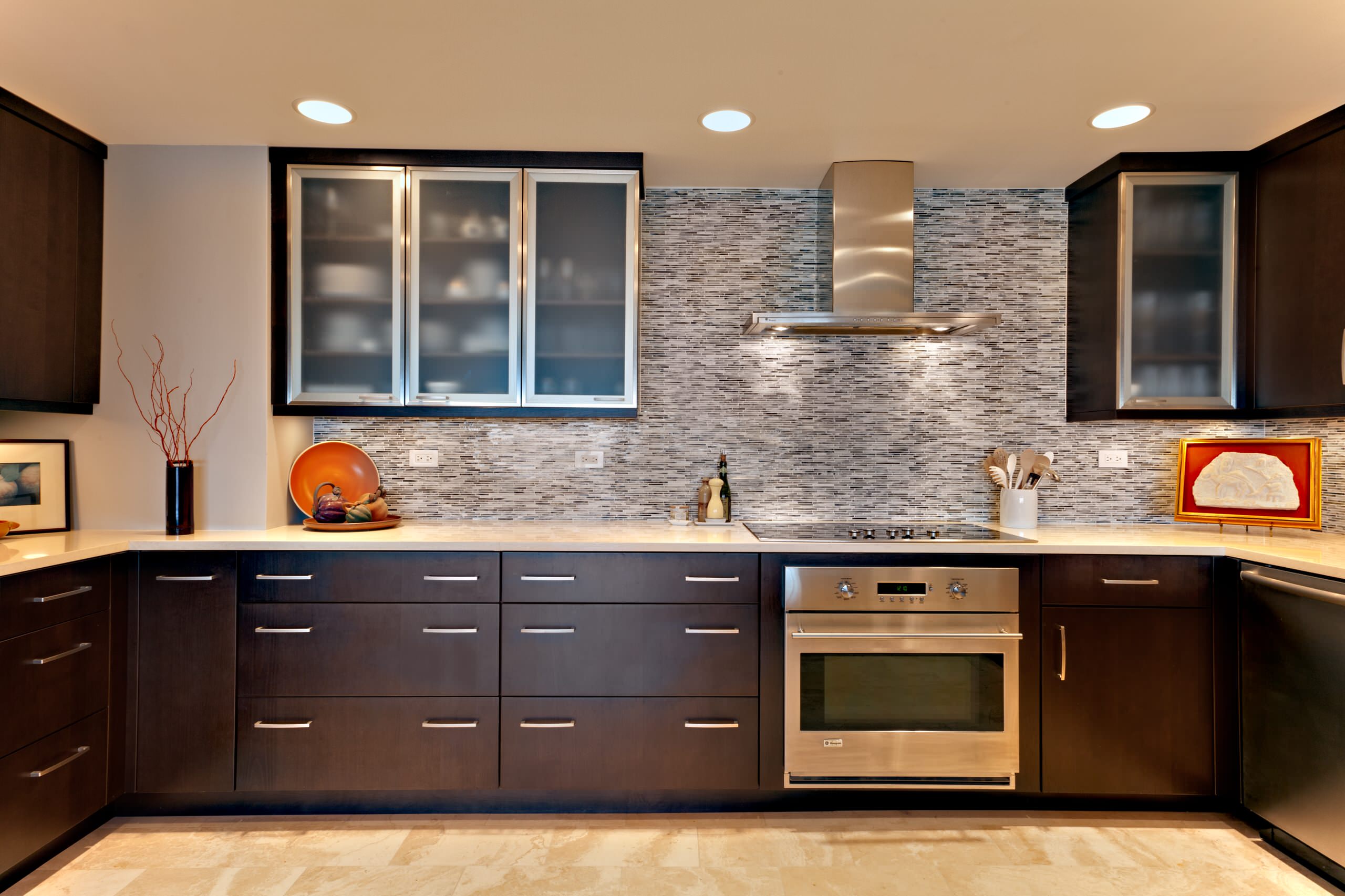 Condo Kitchens - Photos \u0026 Ideas | Houzz, image size:2560x1706