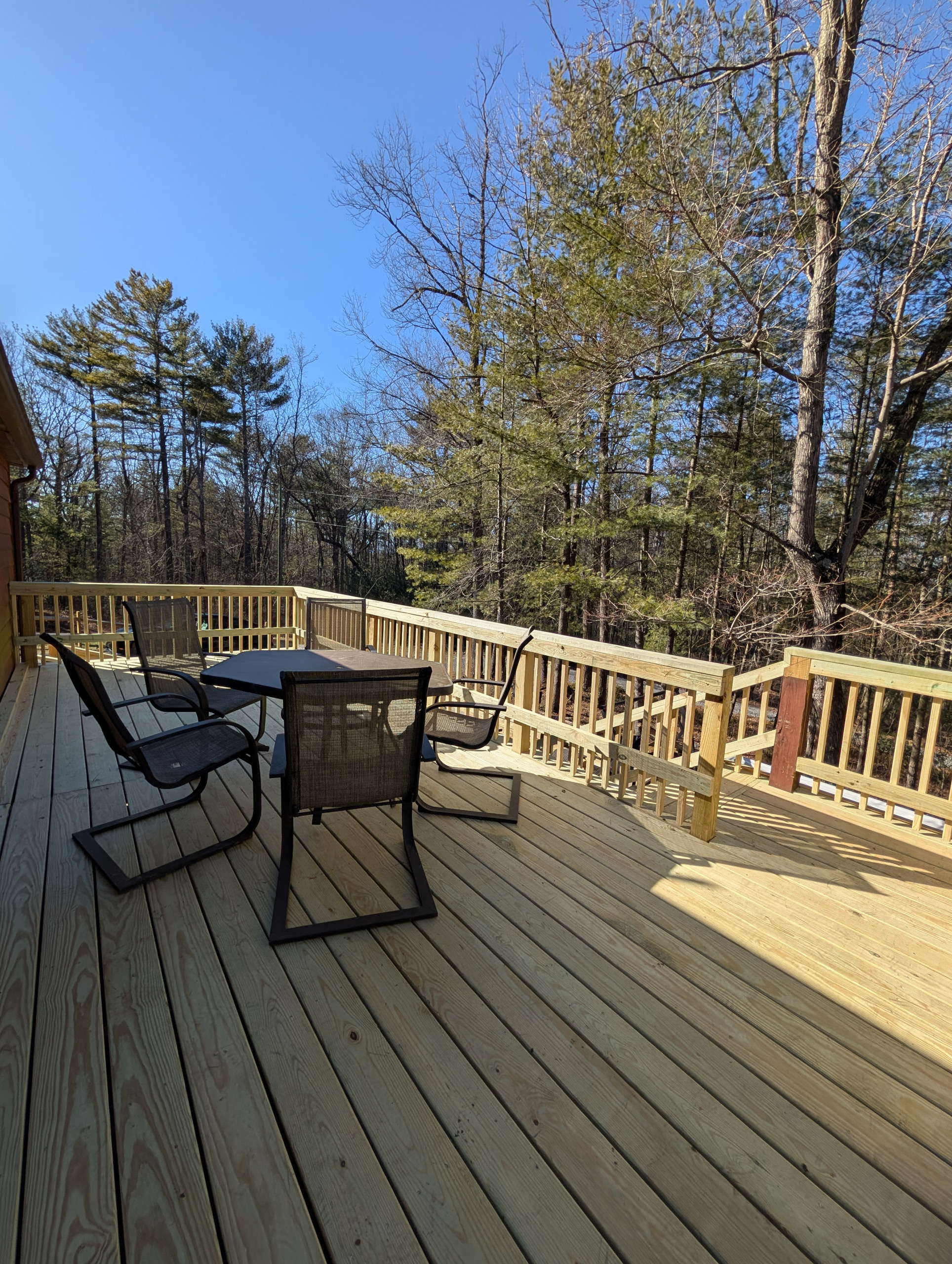 Wooden Deck, JellyStone Park