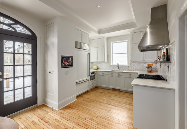 Convenient Compression kitchen