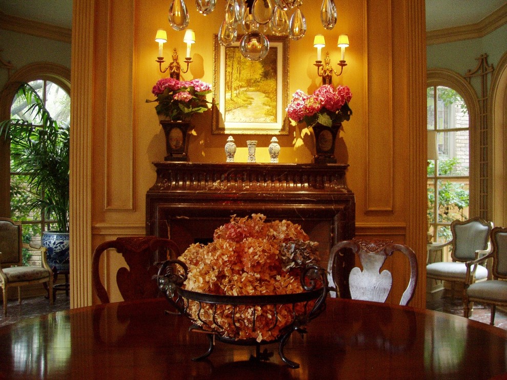 Photo of a traditional dining room in Dallas.