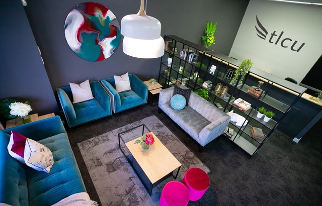 TLCU contemporary-living-room