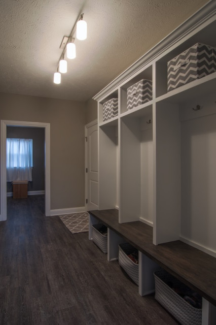 Sugarbush american-traditional-corridor